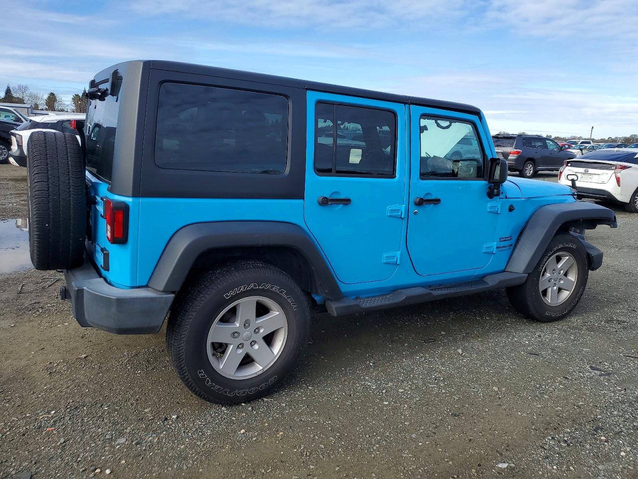 2018 JEEP WRANGLER UNLIMITED SPORT photo 3