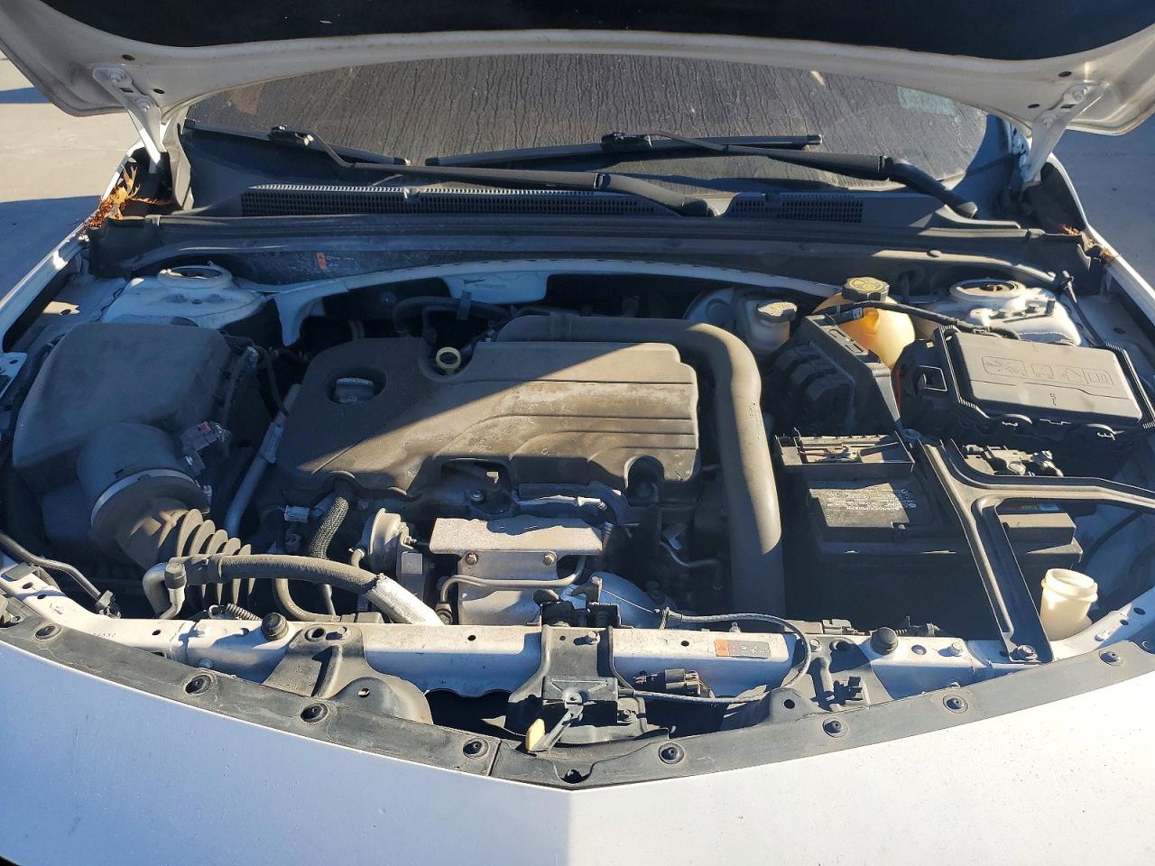 2016 CHEVROLET MALIBU LT photo 11