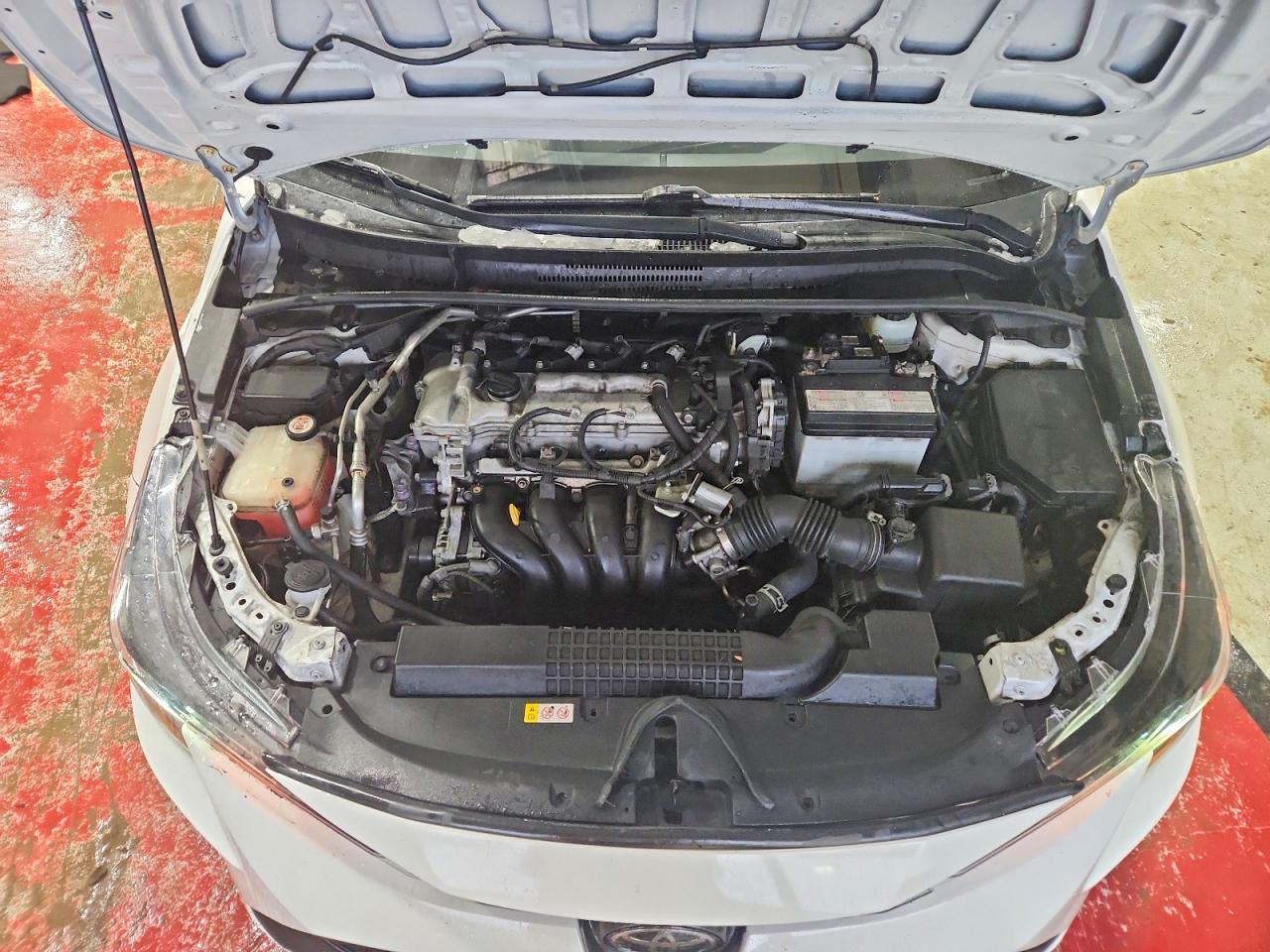2020 TOYOTA COROLLA LE photo 11