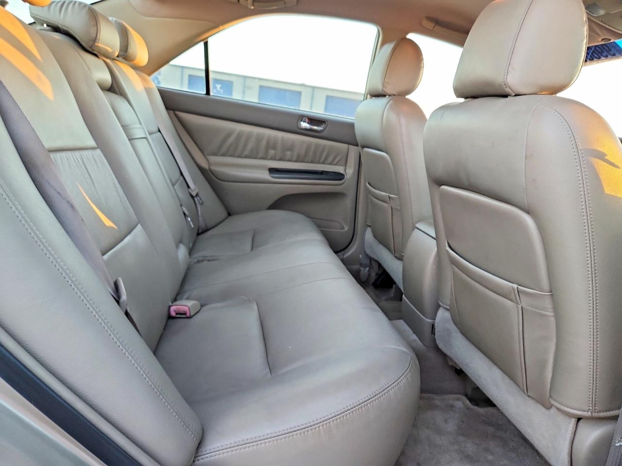 2005 TOYOTA CAMRY photo 10
