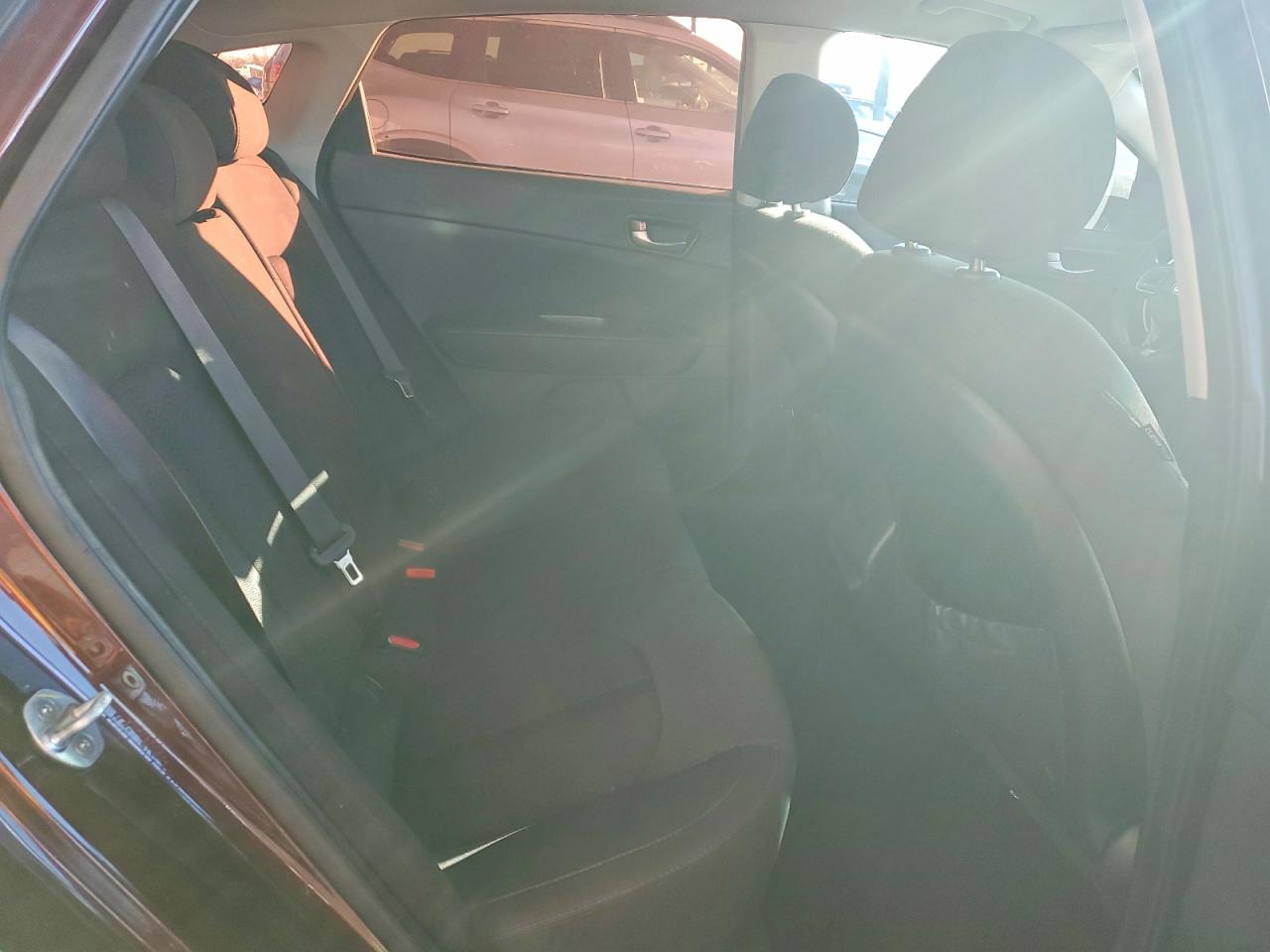2016 KIA OPTIMA LX photo 10