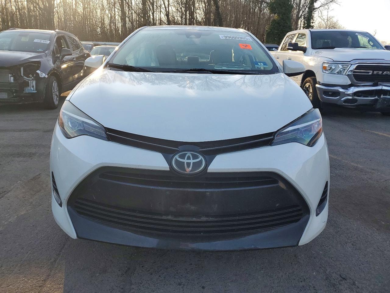 2017 TOYOTA COROLLA L photo 5