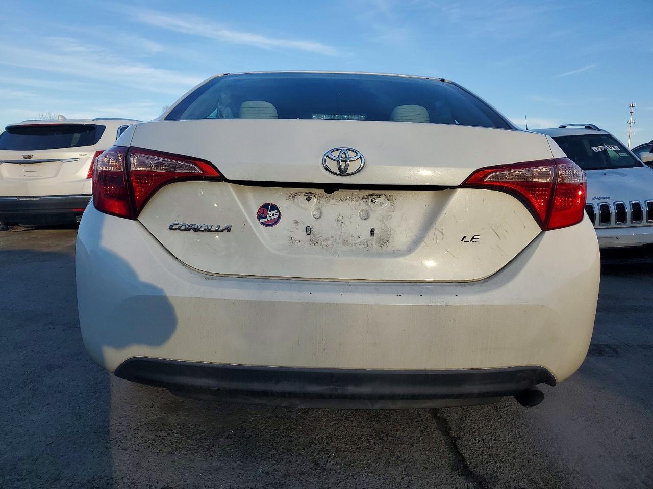 2017 TOYOTA COROLLA L photo 6