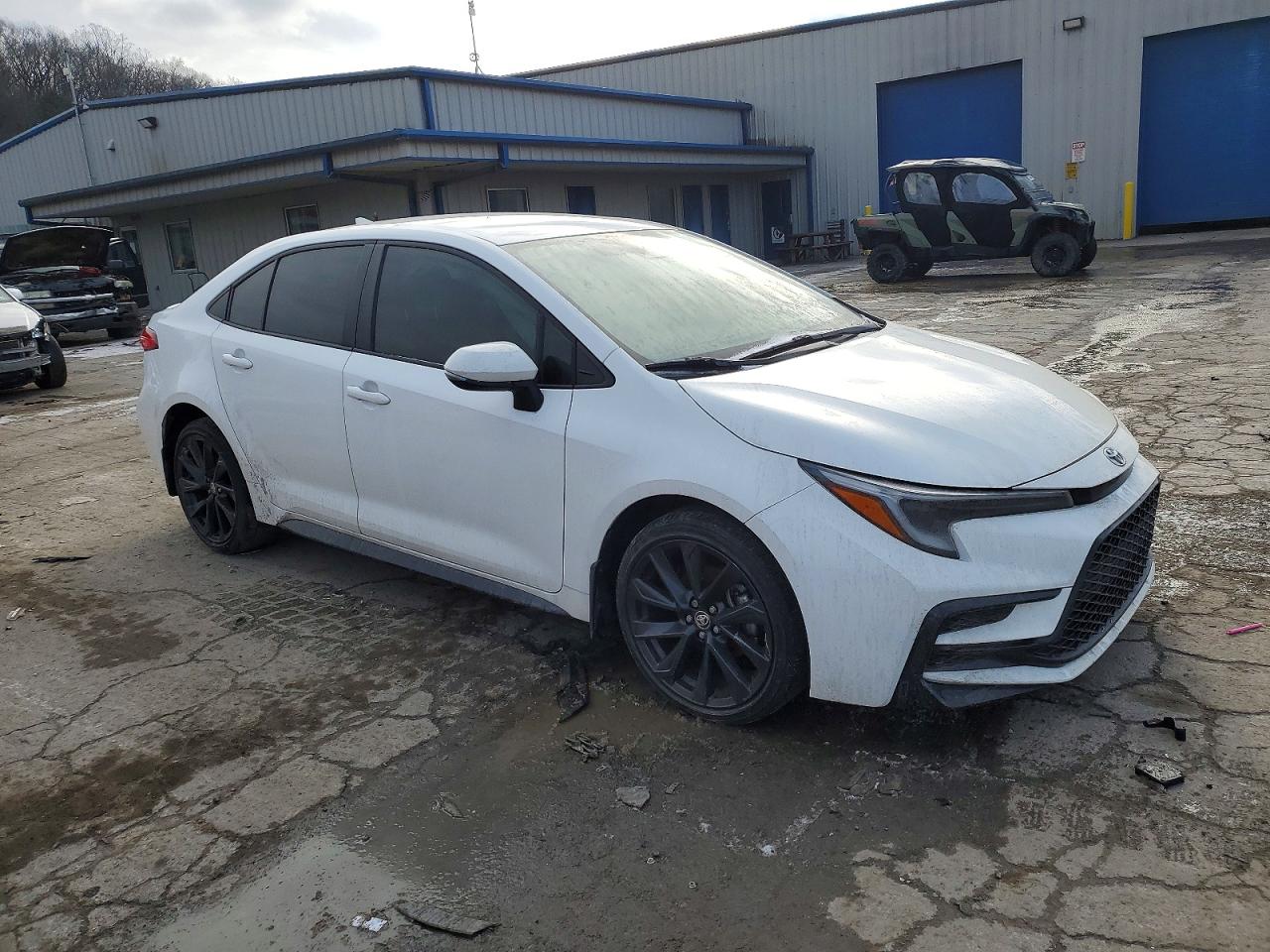 2023 TOYOTA COROLLA SE photo 4