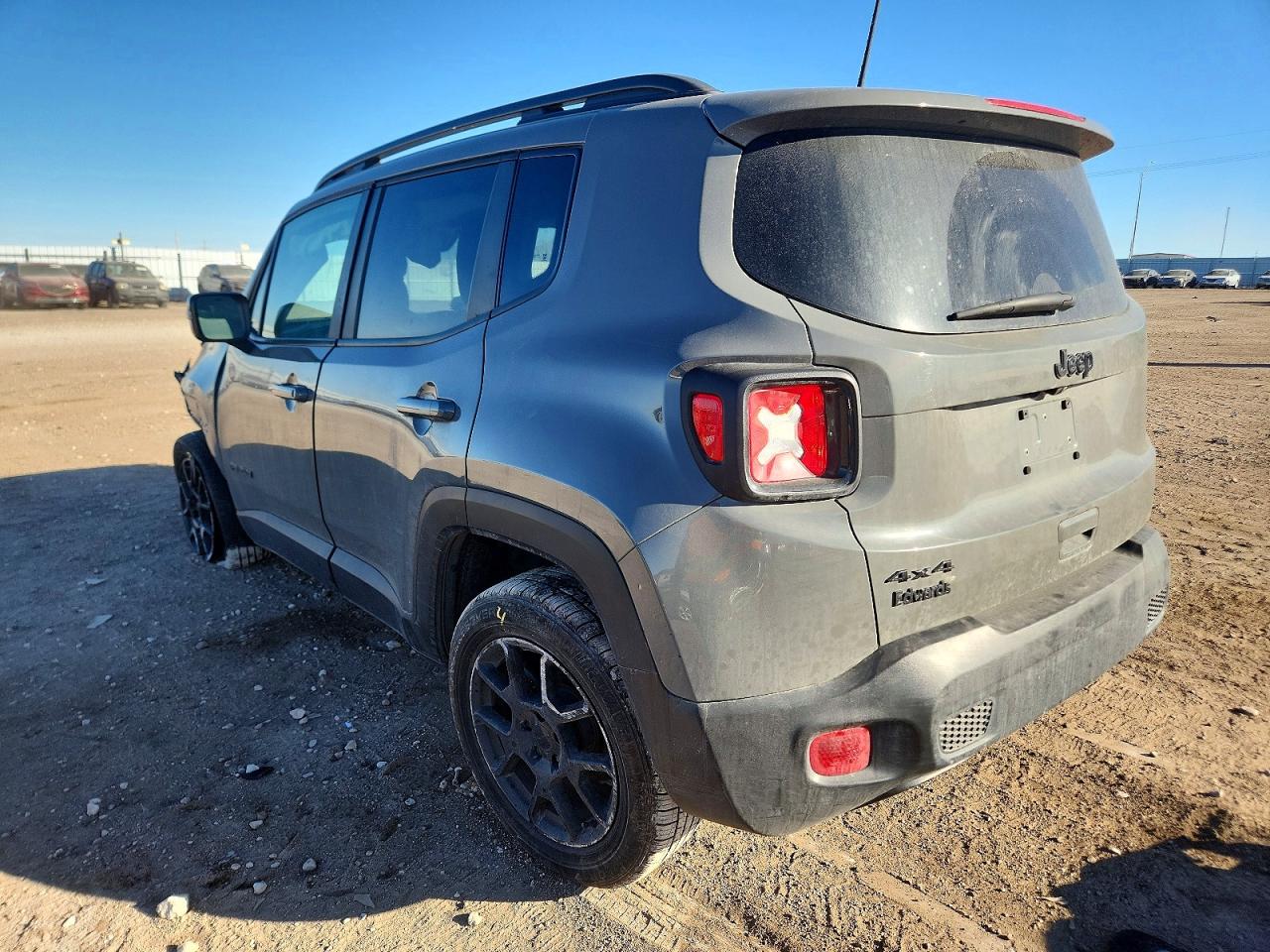 2019 JEEP RENEGADE LATITUDE photo 2