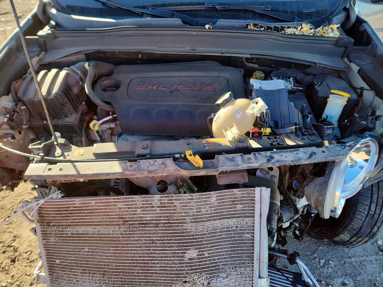 2019 JEEP RENEGADE LATITUDE photo 12