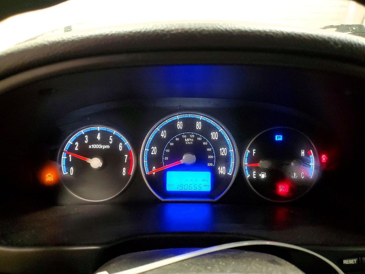 2009 HYUNDAI SANTA FE GLS photo 9