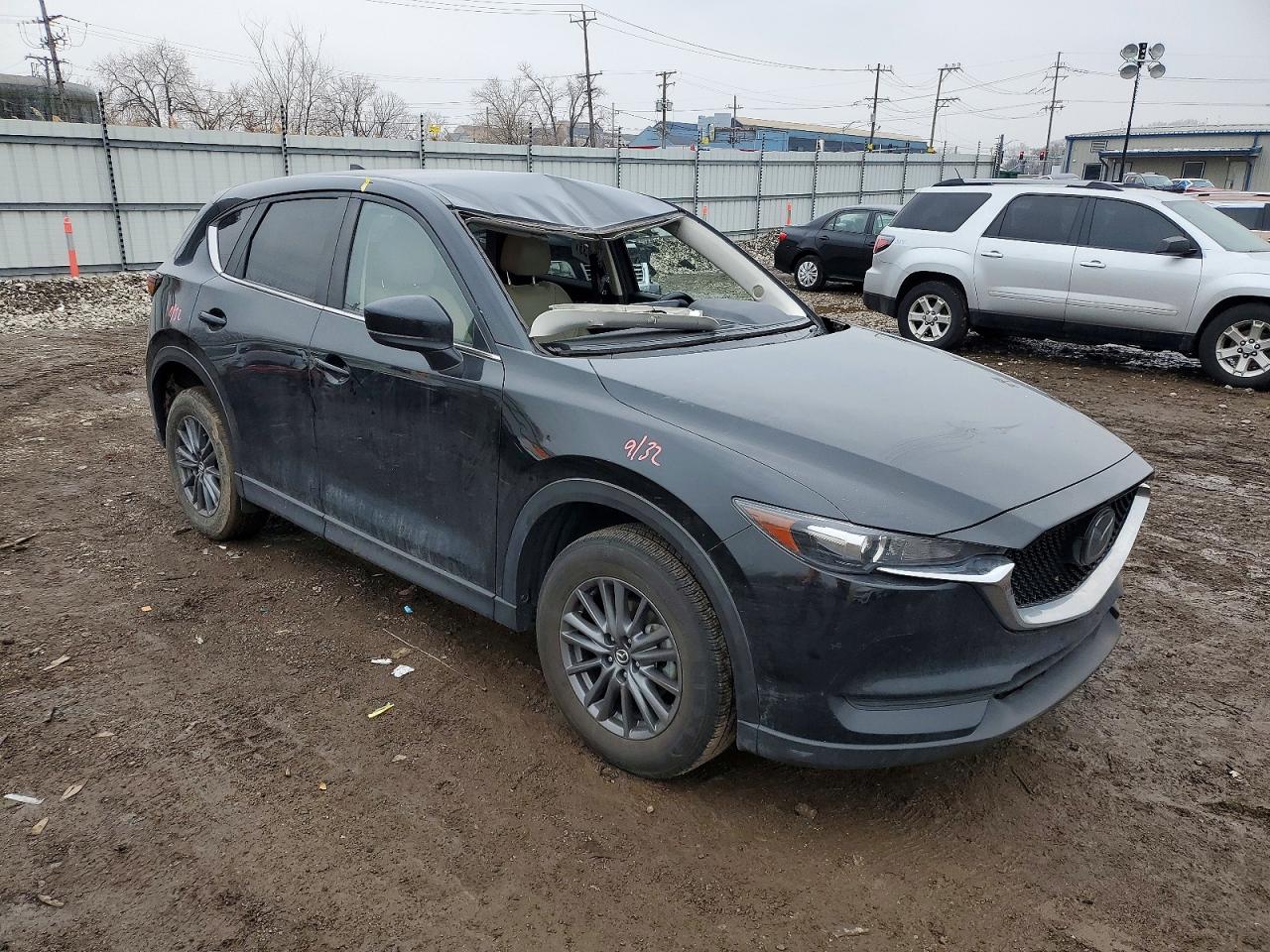 2021 MAZDA CX-5 TOURING photo 4