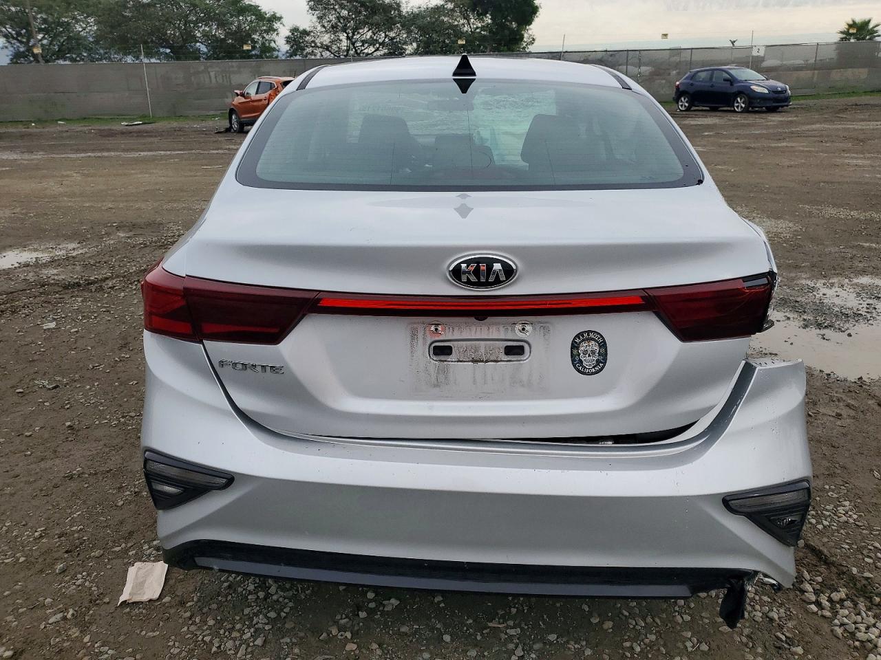 2019 KIA FORTE FE photo 6
