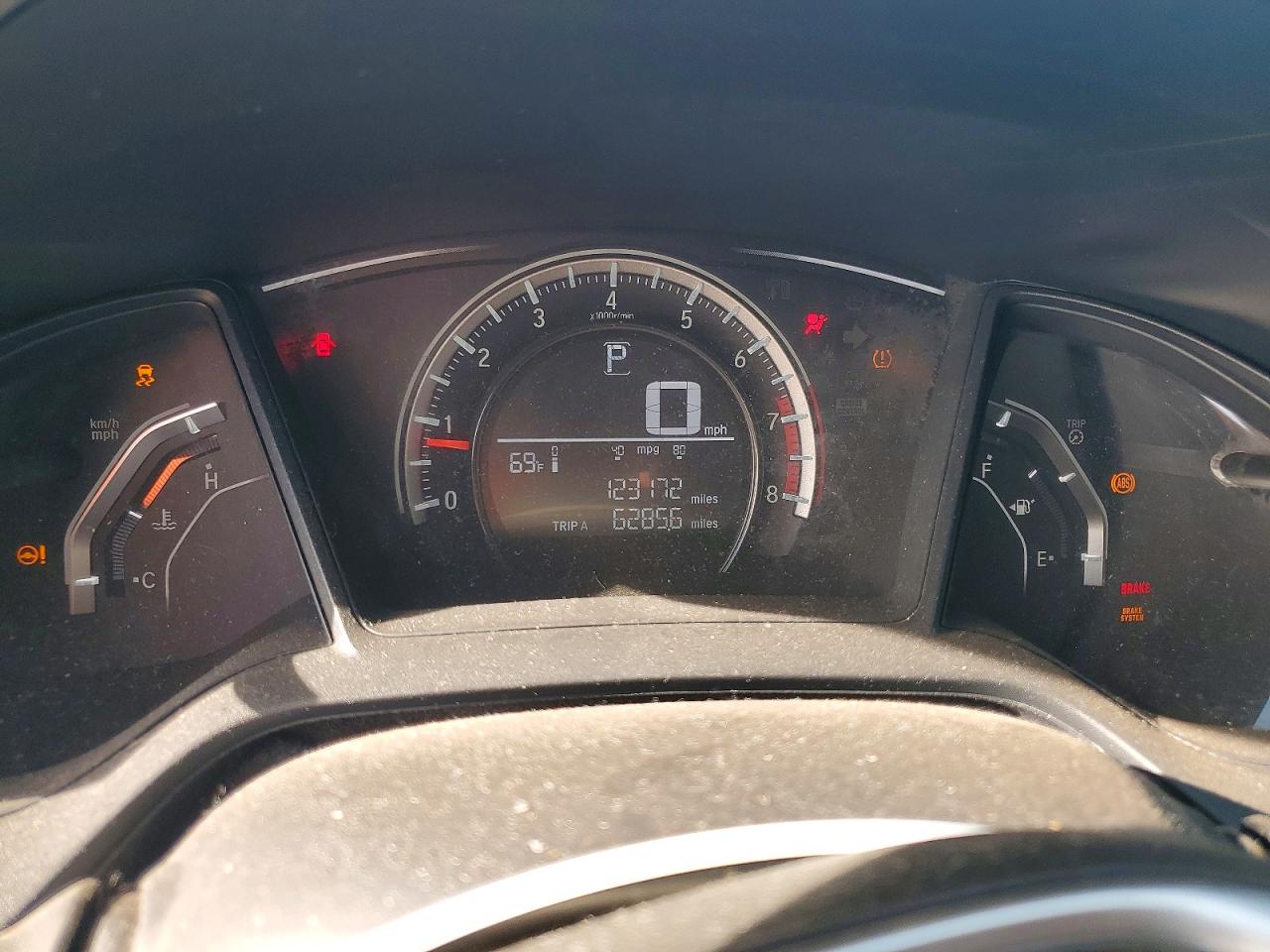 2016 HONDA CIVIC LX photo 9