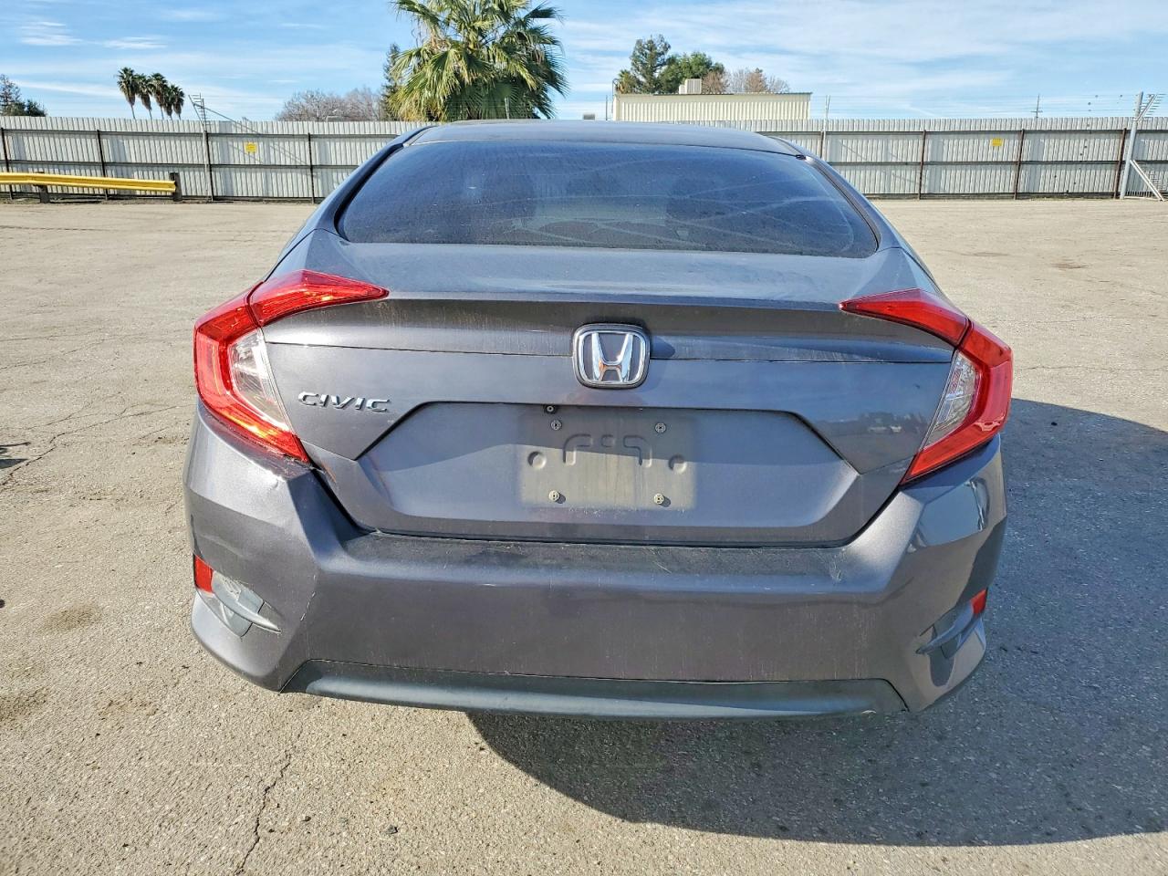 2016 HONDA CIVIC LX photo 6