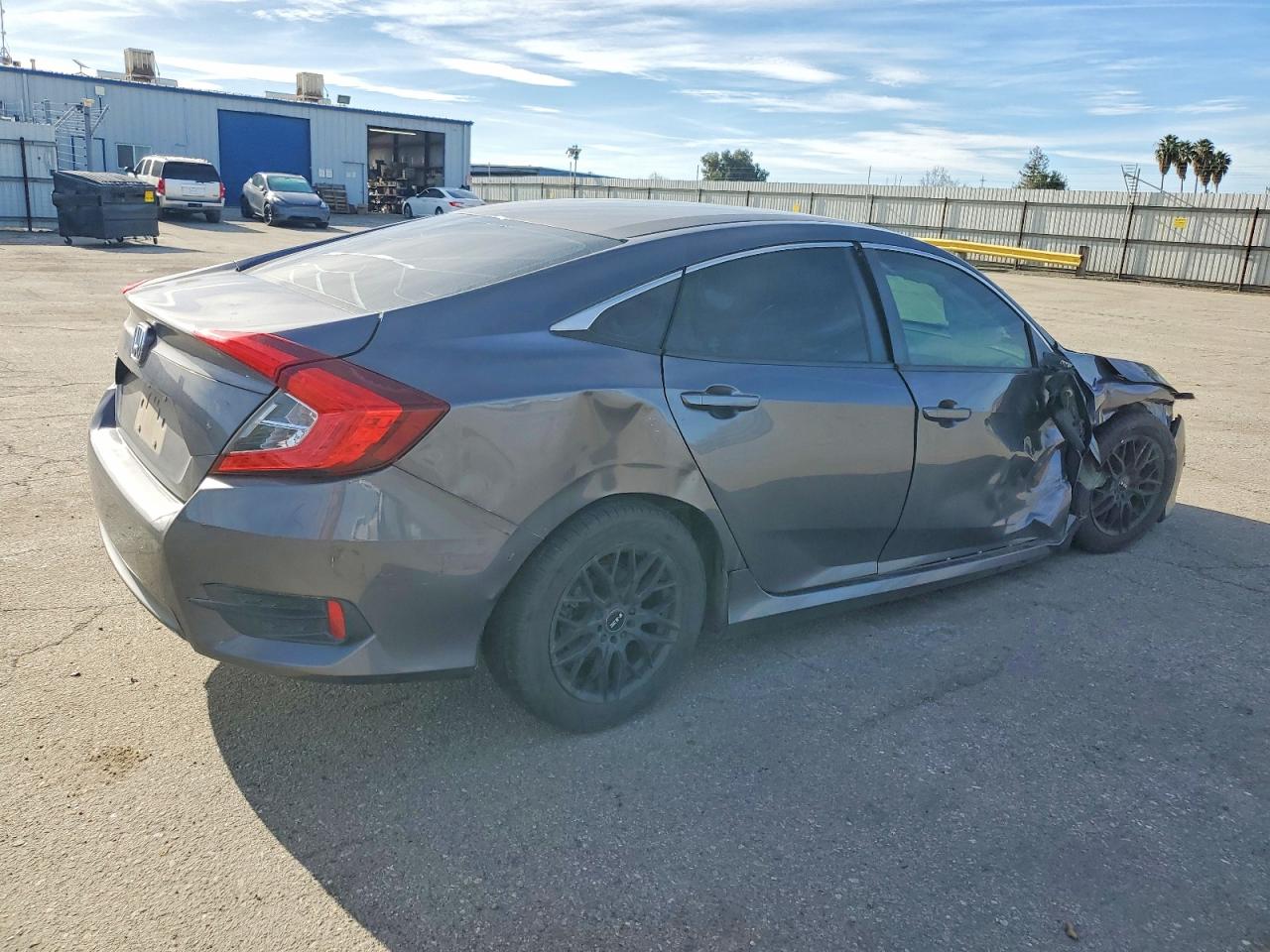 2016 HONDA CIVIC LX photo 3