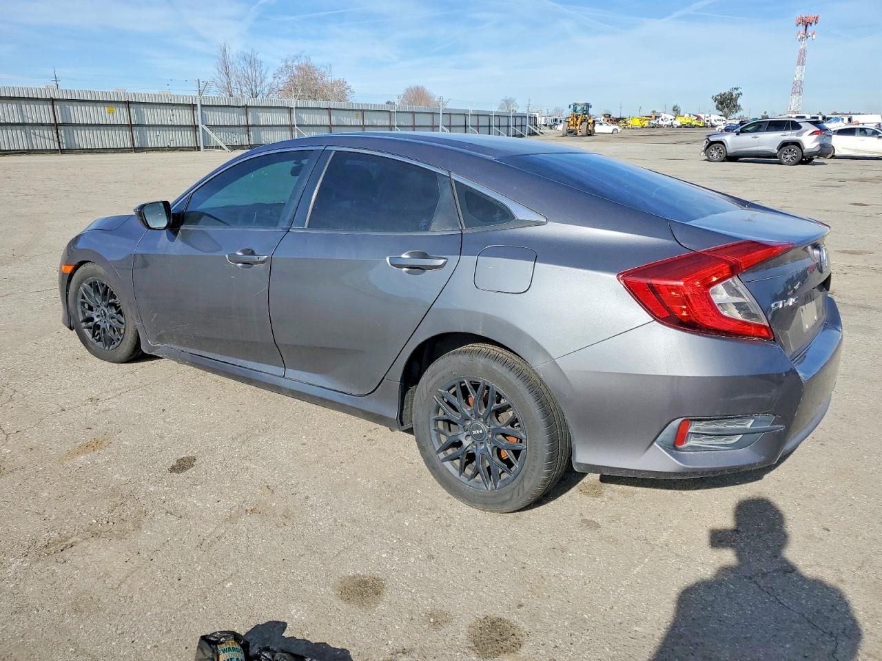 2016 HONDA CIVIC LX photo 2