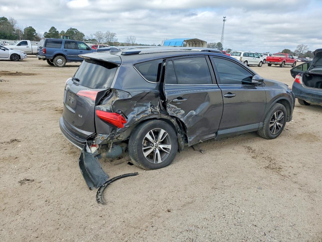 2018 TOYOTA RAV4 ADVENTURE photo 3