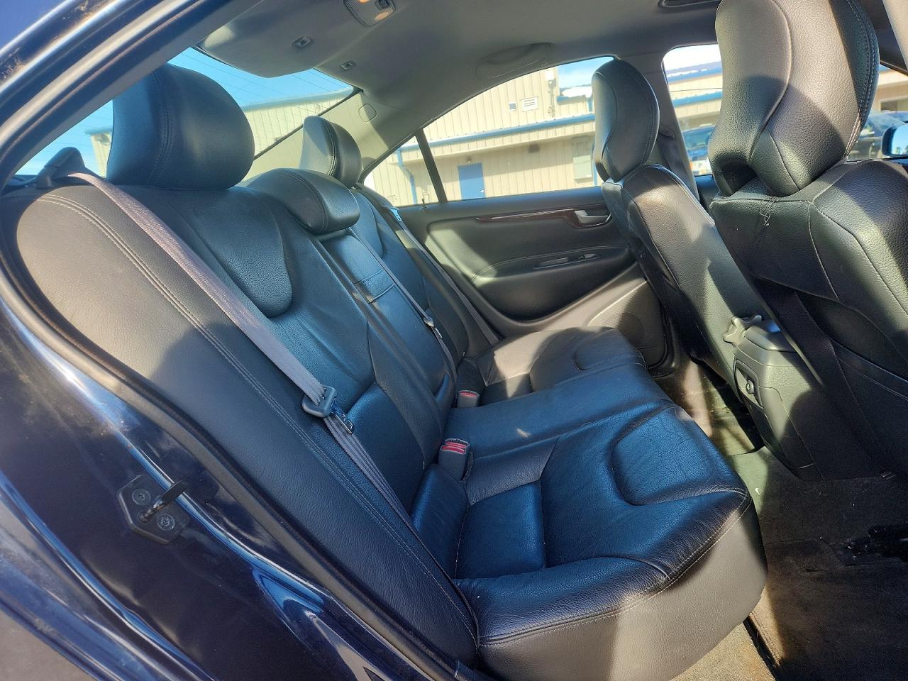 2004 VOLVO S60 2.5T photo 10