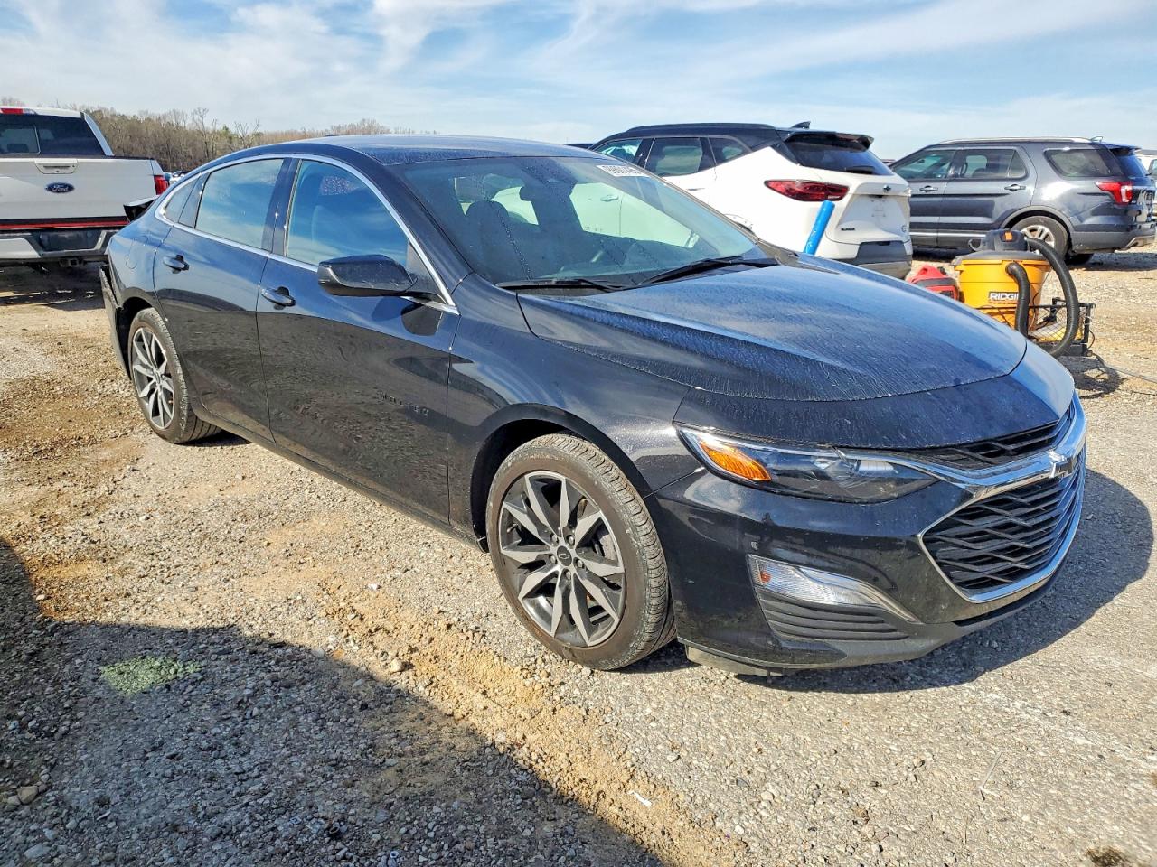 2023 CHEVROLET MALIBU RS photo 4