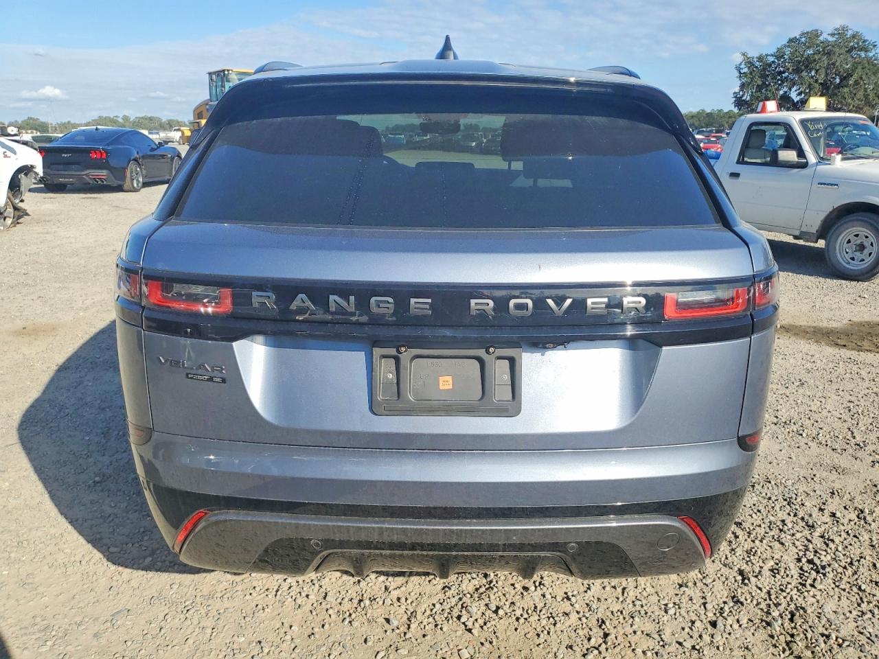 2018 LAND ROVER RANGE ROVER VELAR R-DYNAMIC SE photo 6