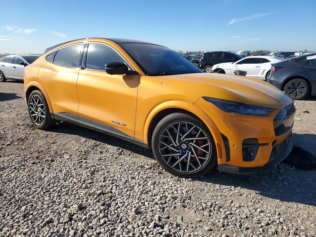 2021 FORD MUSTANG MACH-E GT photo 4