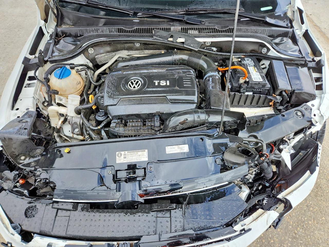 2016 VOLKSWAGEN JETTA SPORT photo 11
