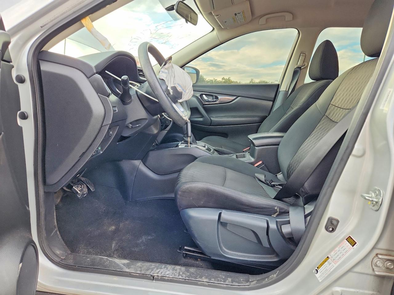 2018 NISSAN ROGUE S photo 7