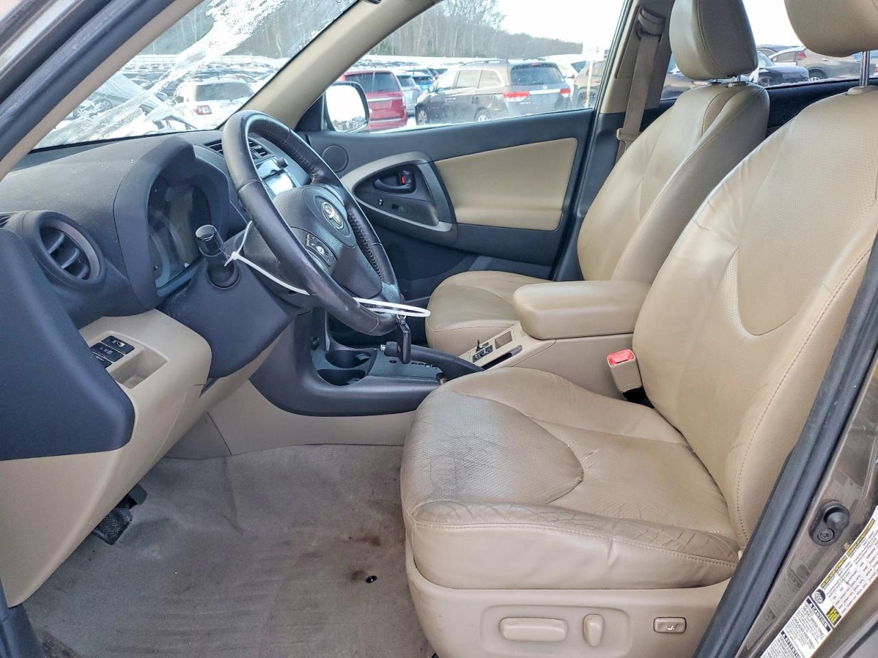 2010 TOYOTA RAV4 LIMITED photo 7