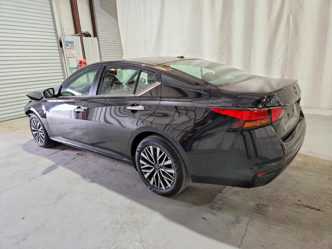 2025 NISSAN ALTIMA SV photo 2