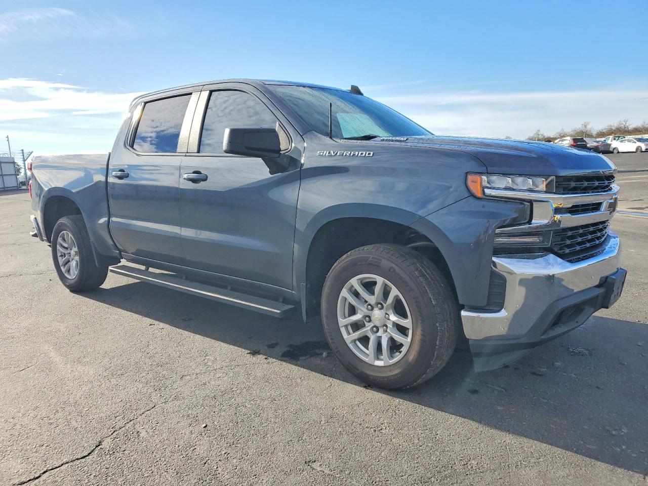 2020 CHEVROLET SILVERADO C1500 LT photo 4