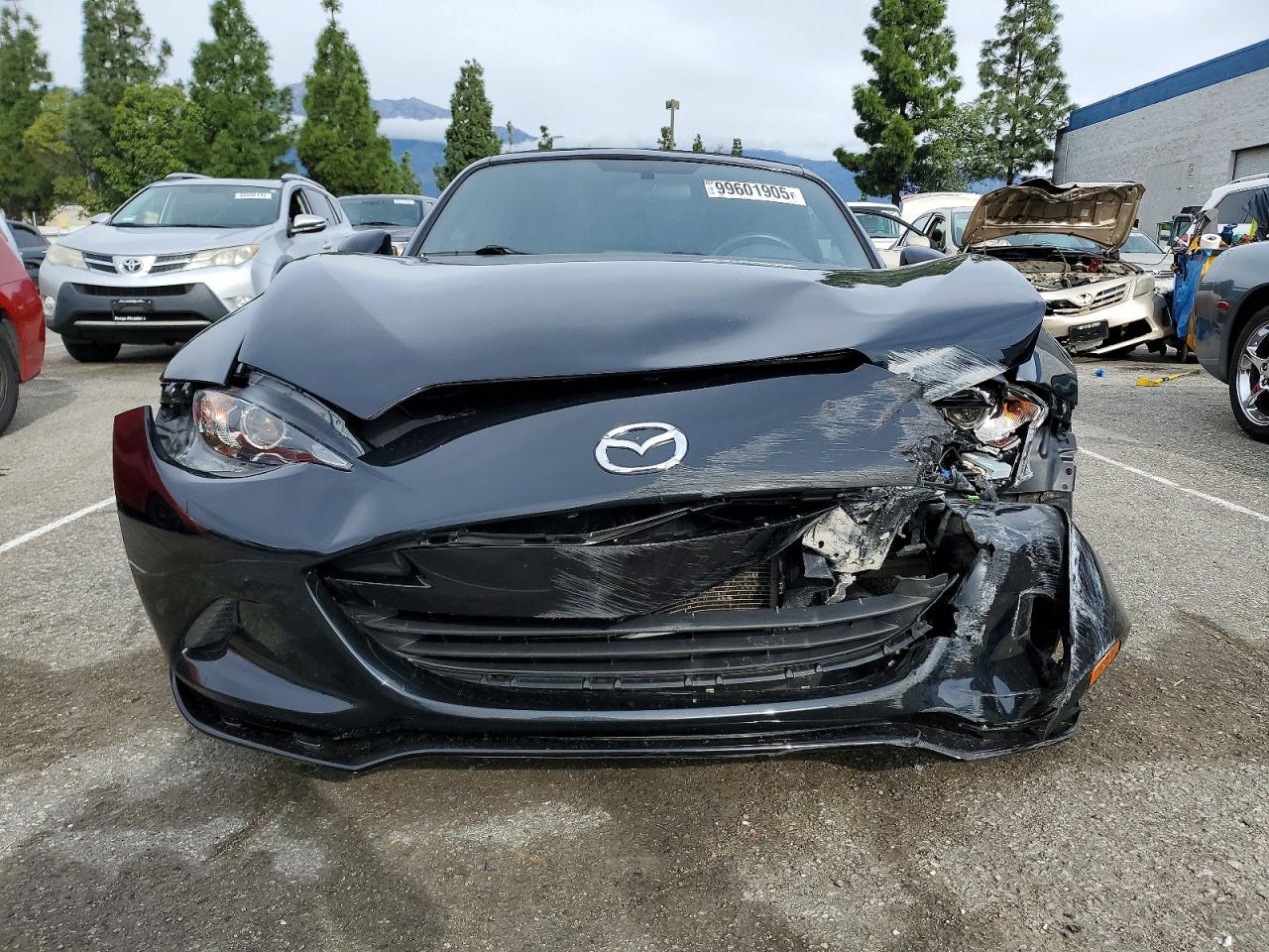 2019 MAZDA MX-5 MIATA CLUB photo 5