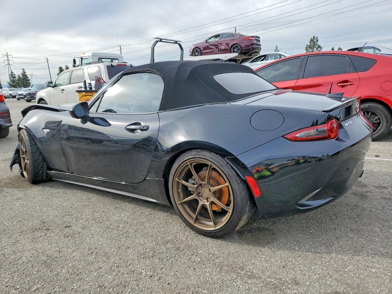2019 MAZDA MX-5 MIATA CLUB photo 2