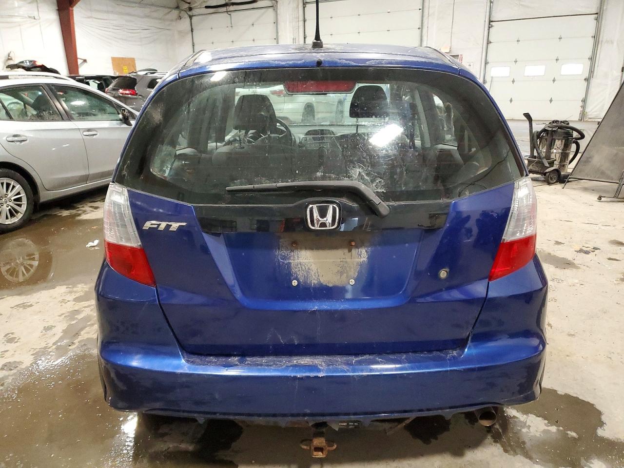 2009 HONDA FIT photo 11
