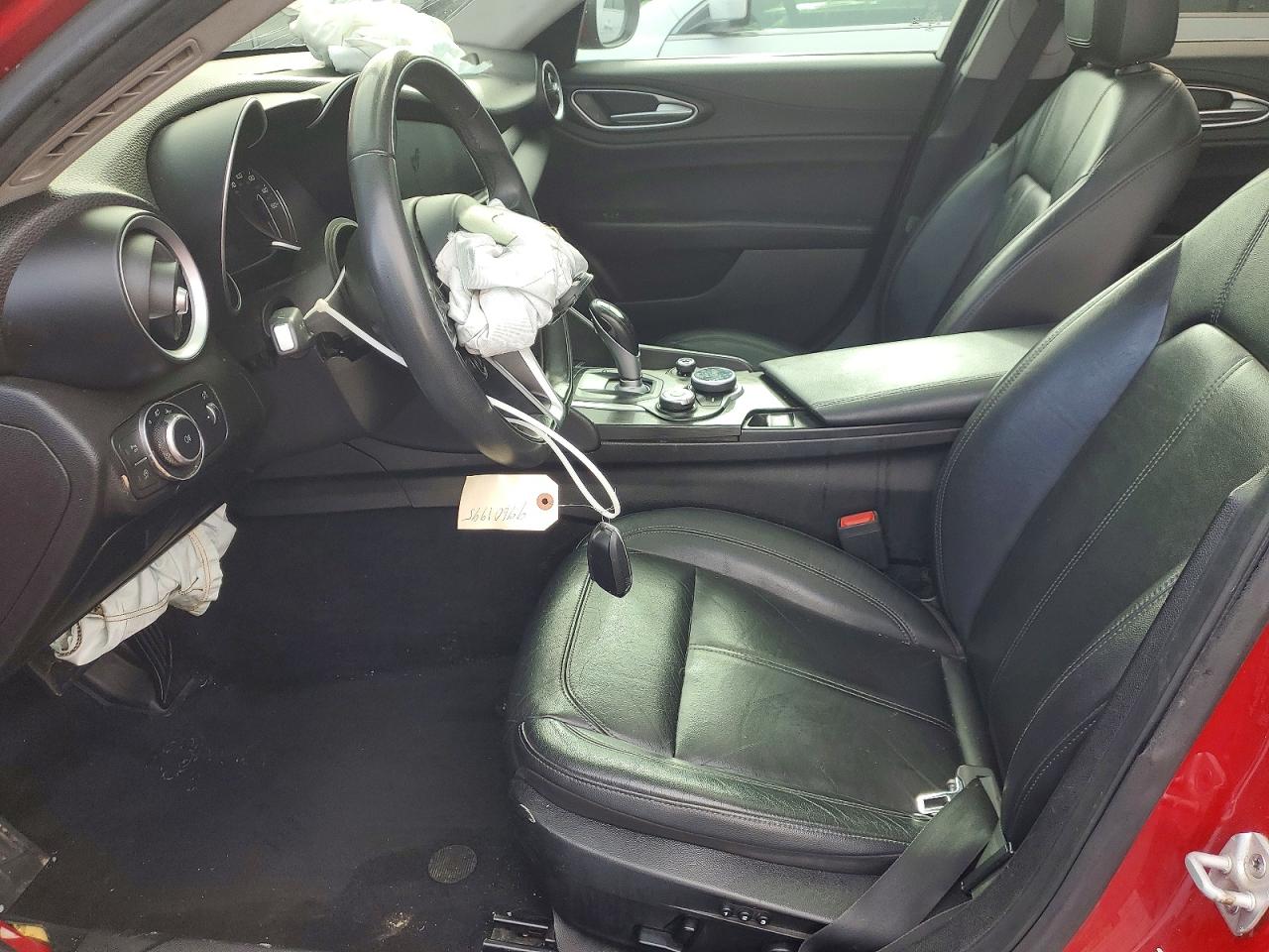 2017 ALFA ROMEO GIULIA photo 7