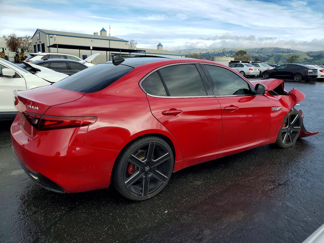 2017 ALFA ROMEO GIULIA photo 3
