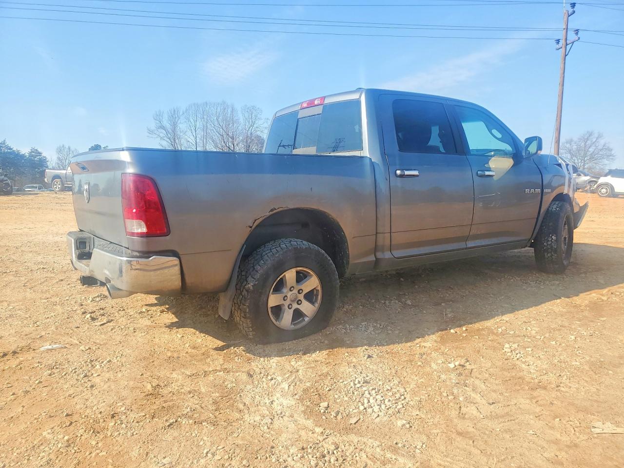 2010 DODGE RAM 1500 photo 3
