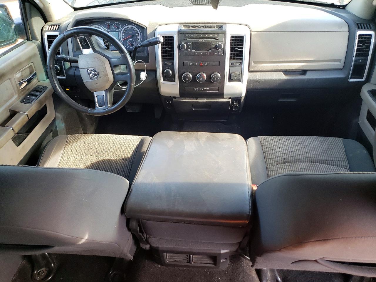 2010 DODGE RAM 1500 photo 8
