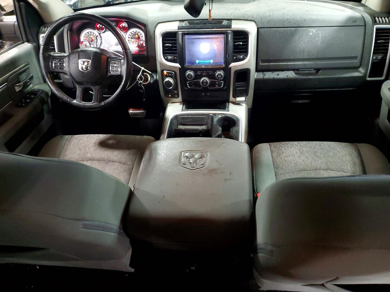 2018 RAM 1500 SLT photo 22