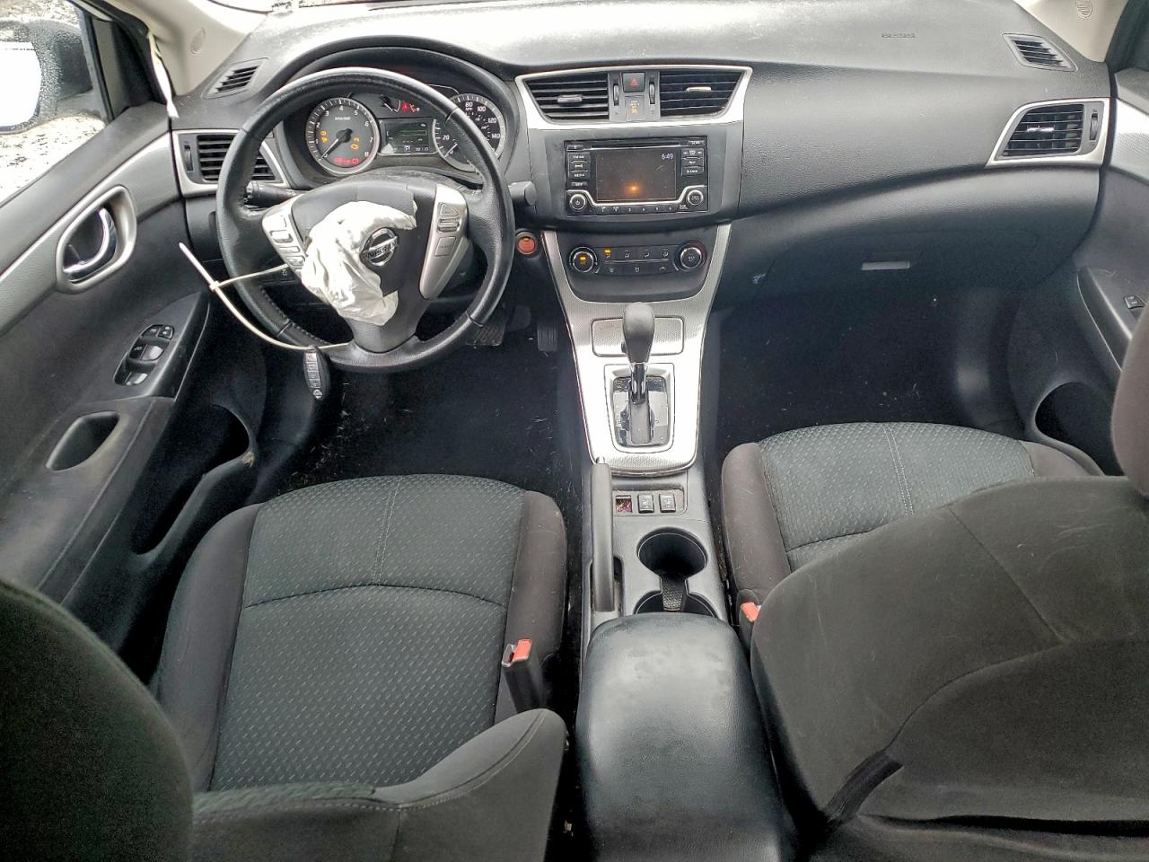 2015 NISSAN SENTRA S photo 8