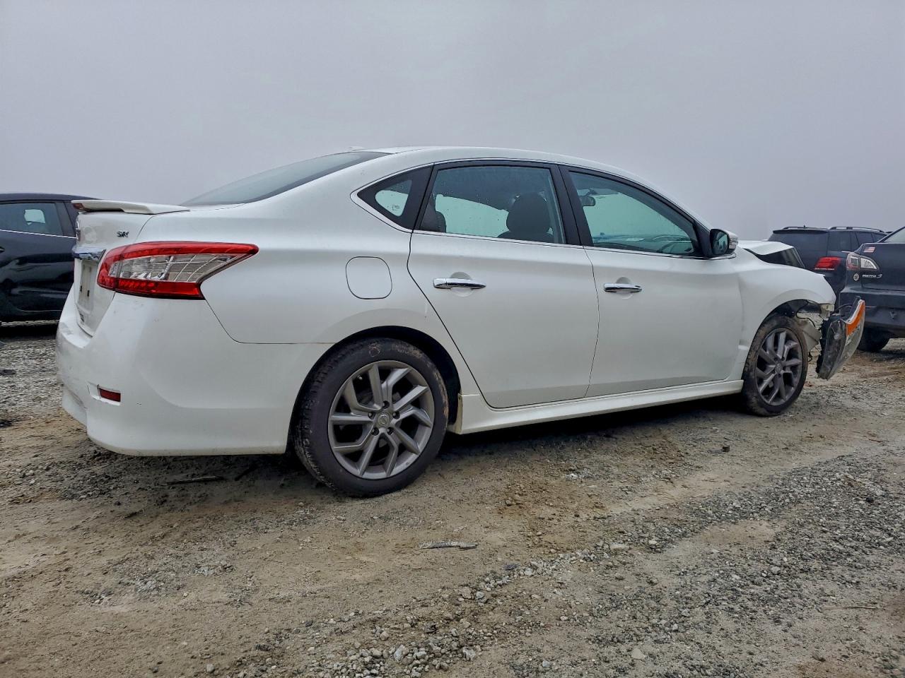 2015 NISSAN SENTRA S photo 3