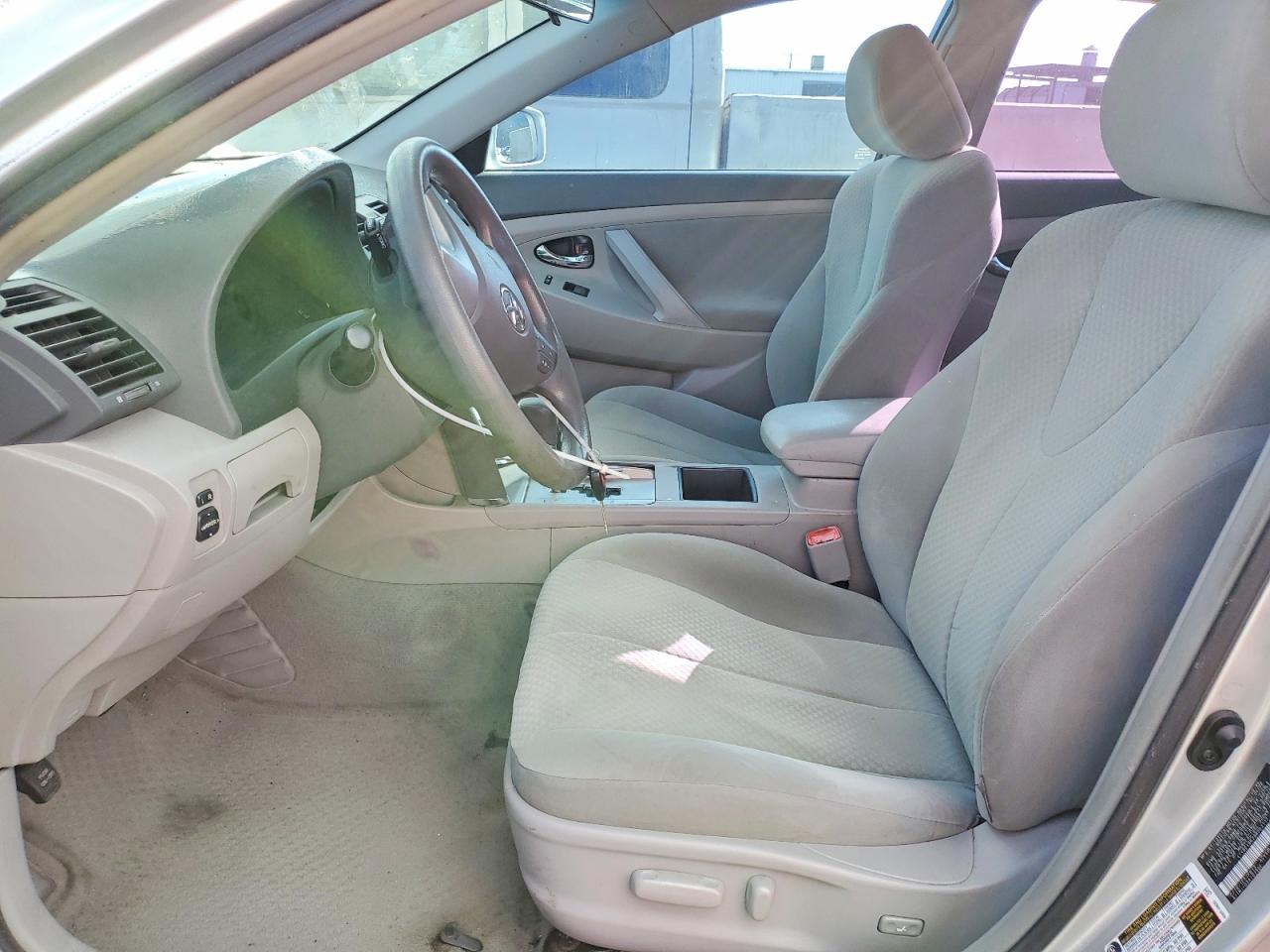 2009 TOYOTA CAMRY BASE photo 7