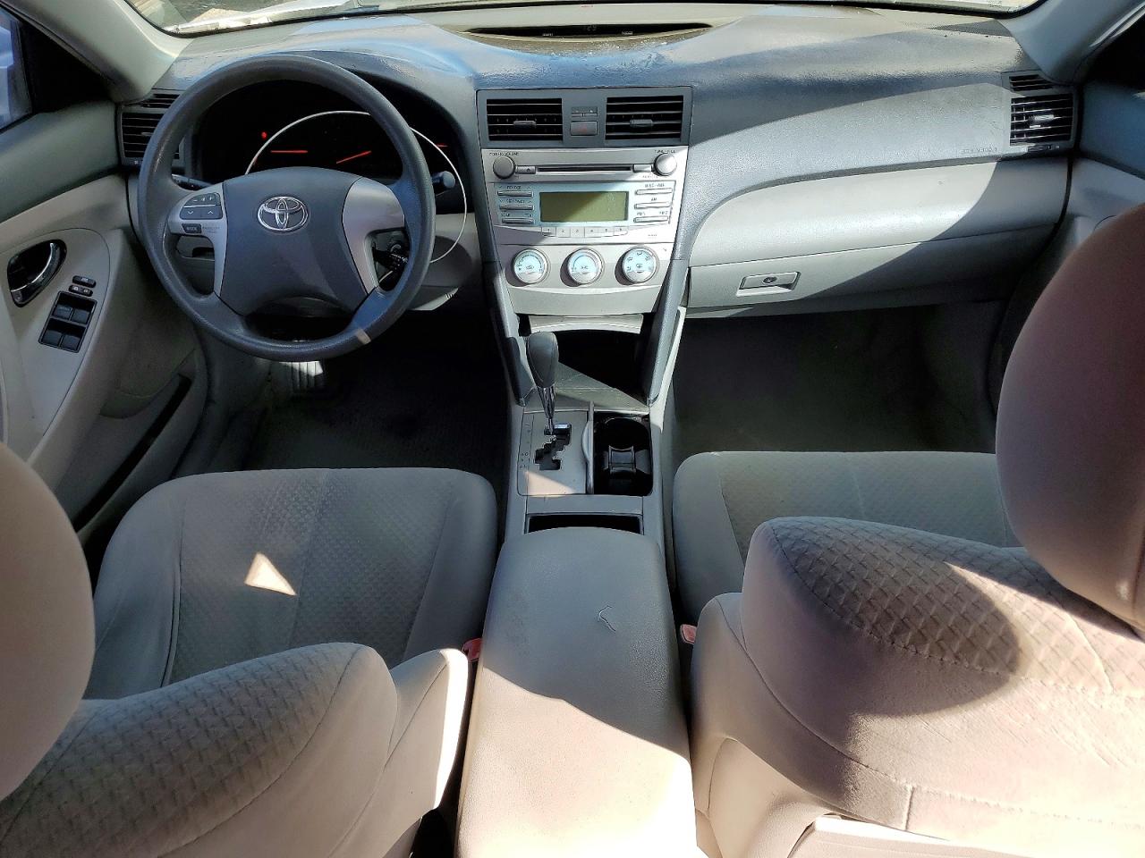 2009 TOYOTA CAMRY BASE photo 8