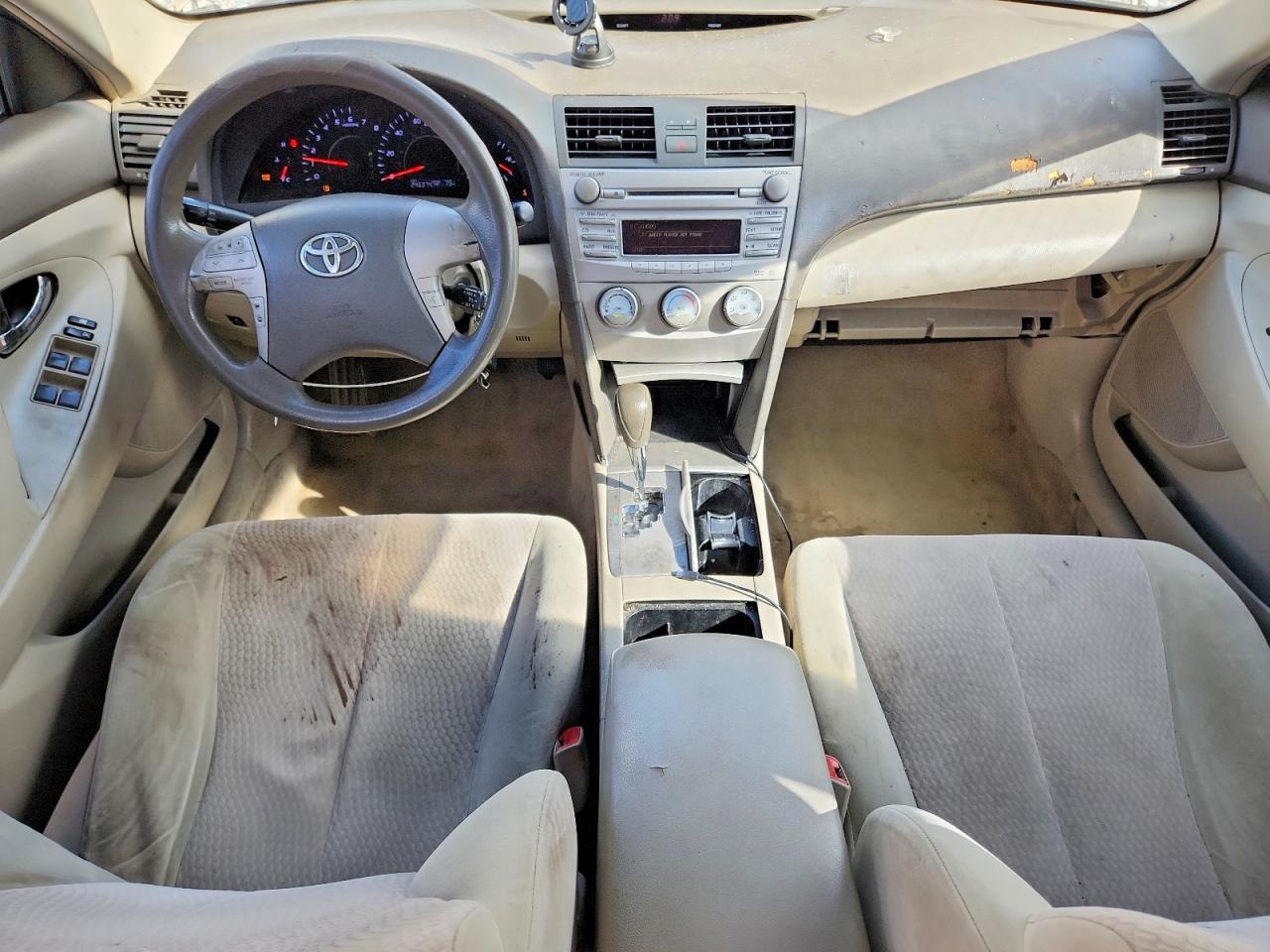 2011 TOYOTA CAMRY BASE photo 8