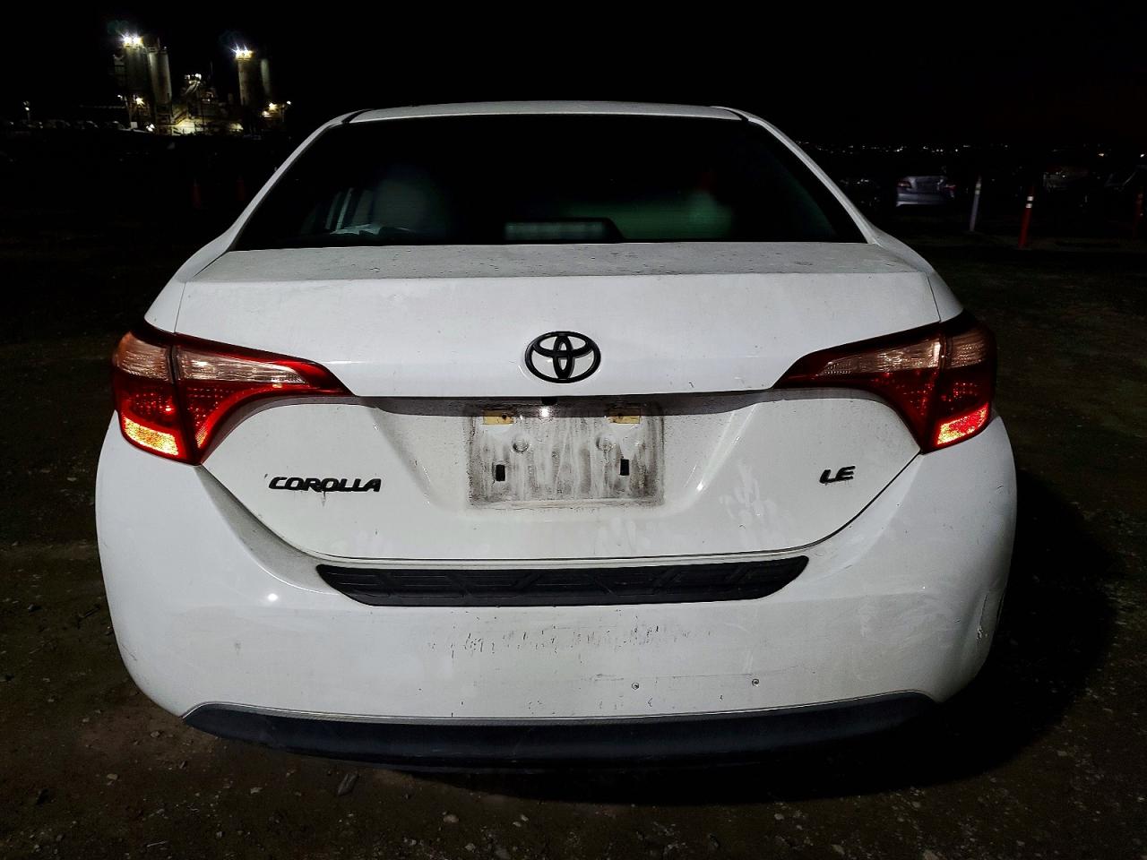 2018 TOYOTA COROLLA L photo 6