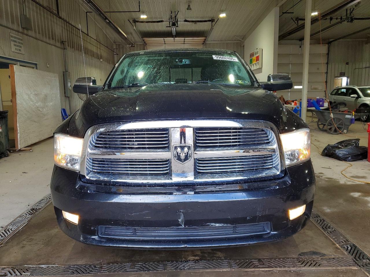 2011 DODGE RAM 1500 photo 5