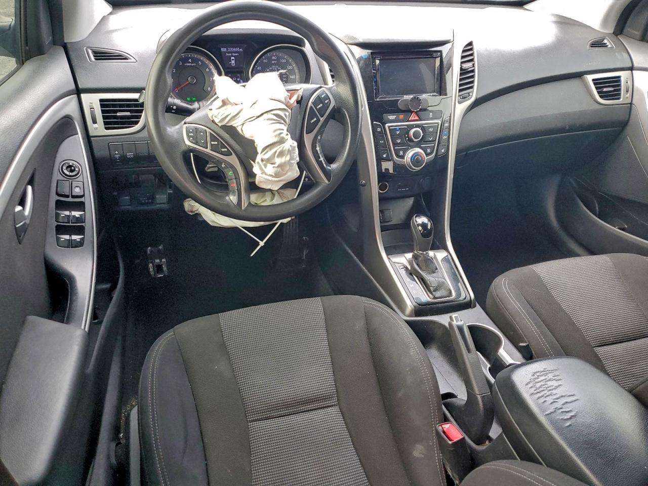 2013 HYUNDAI ELANTRA GT photo 8