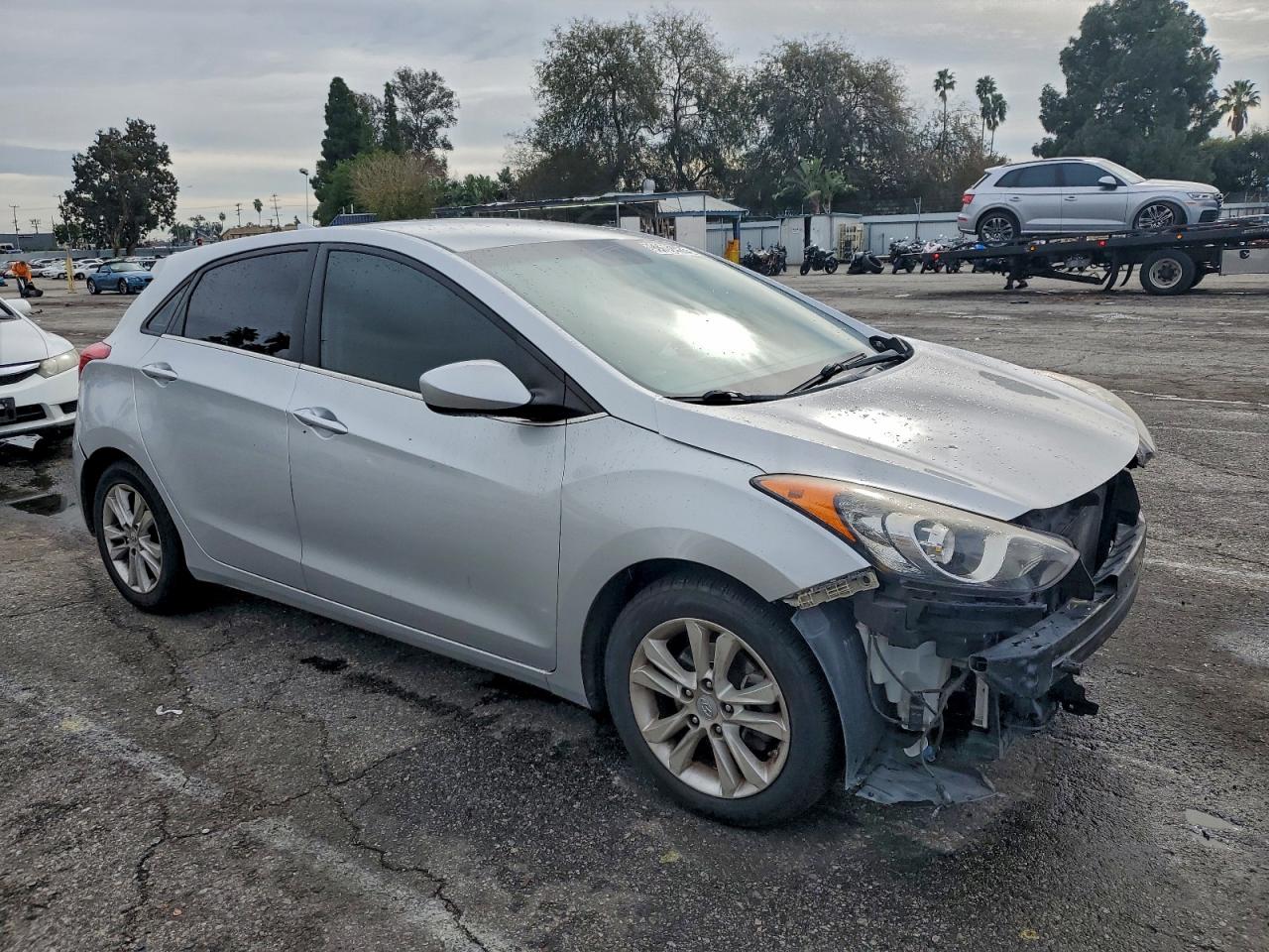 2013 HYUNDAI ELANTRA GT photo 4