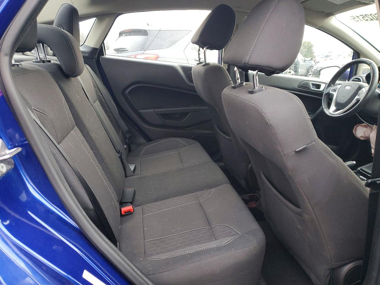 2015 FORD FIESTA SE photo 10