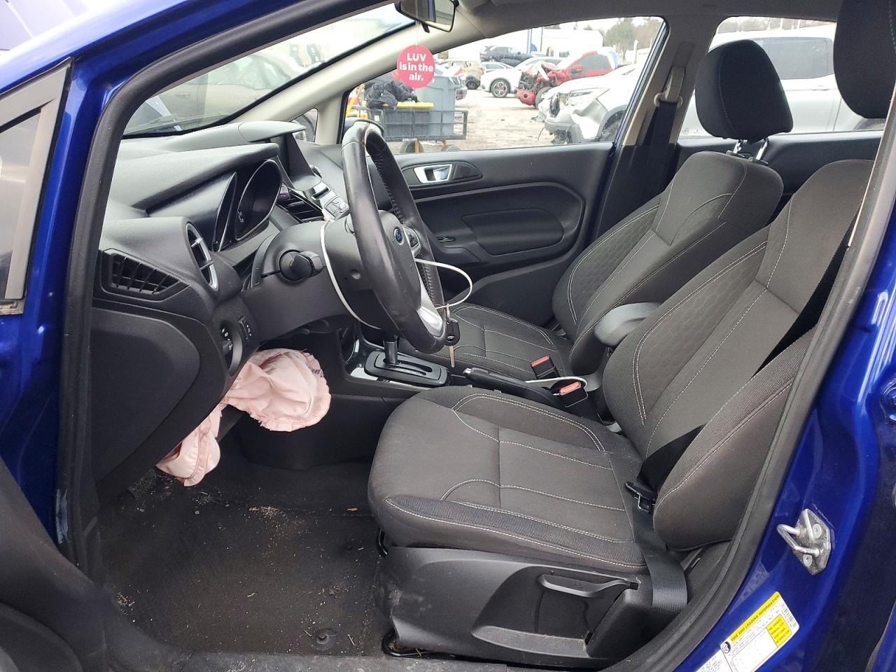 2015 FORD FIESTA SE photo 7