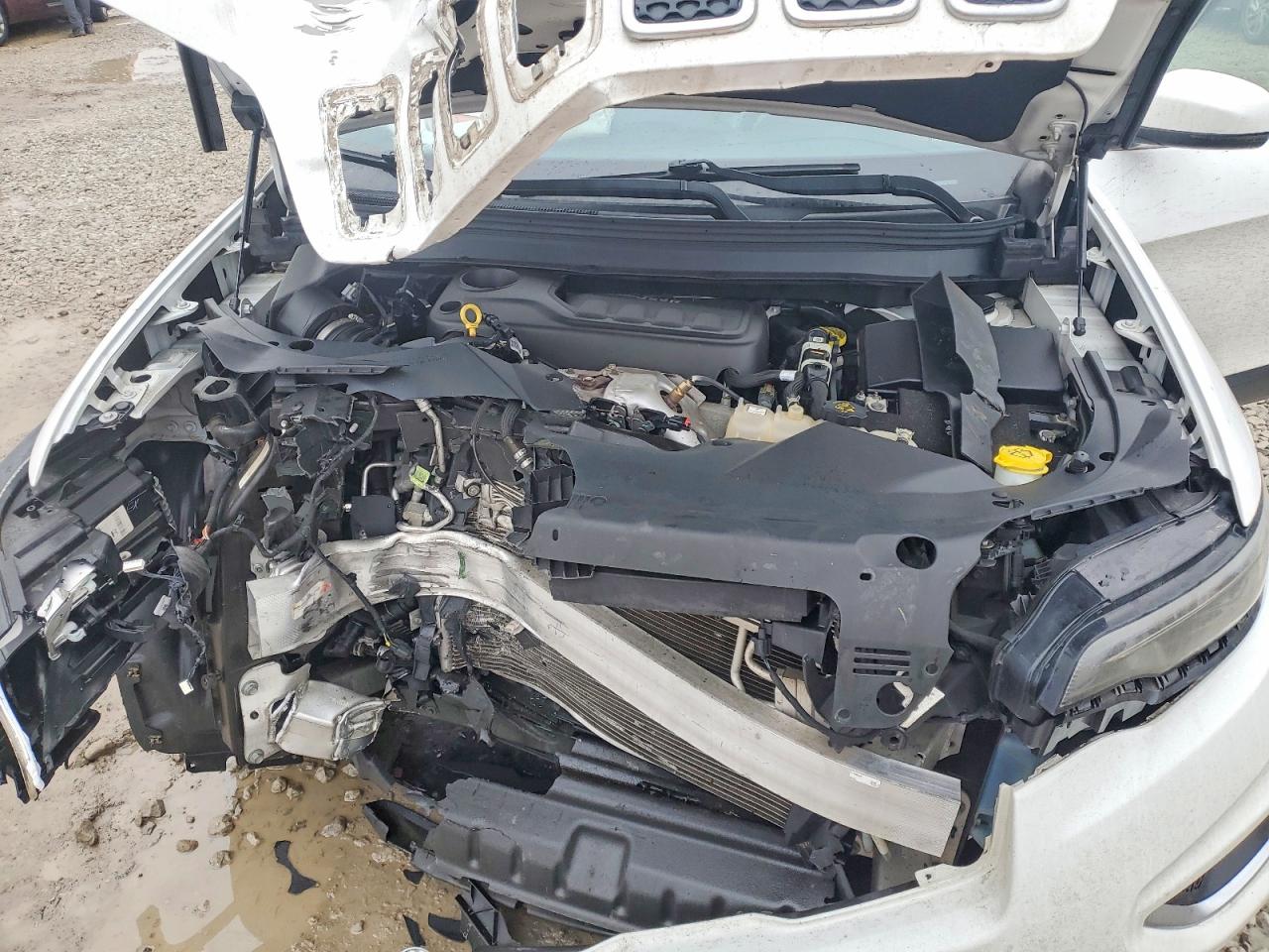 2019 JEEP CHEROKEE LIMITED photo 12
