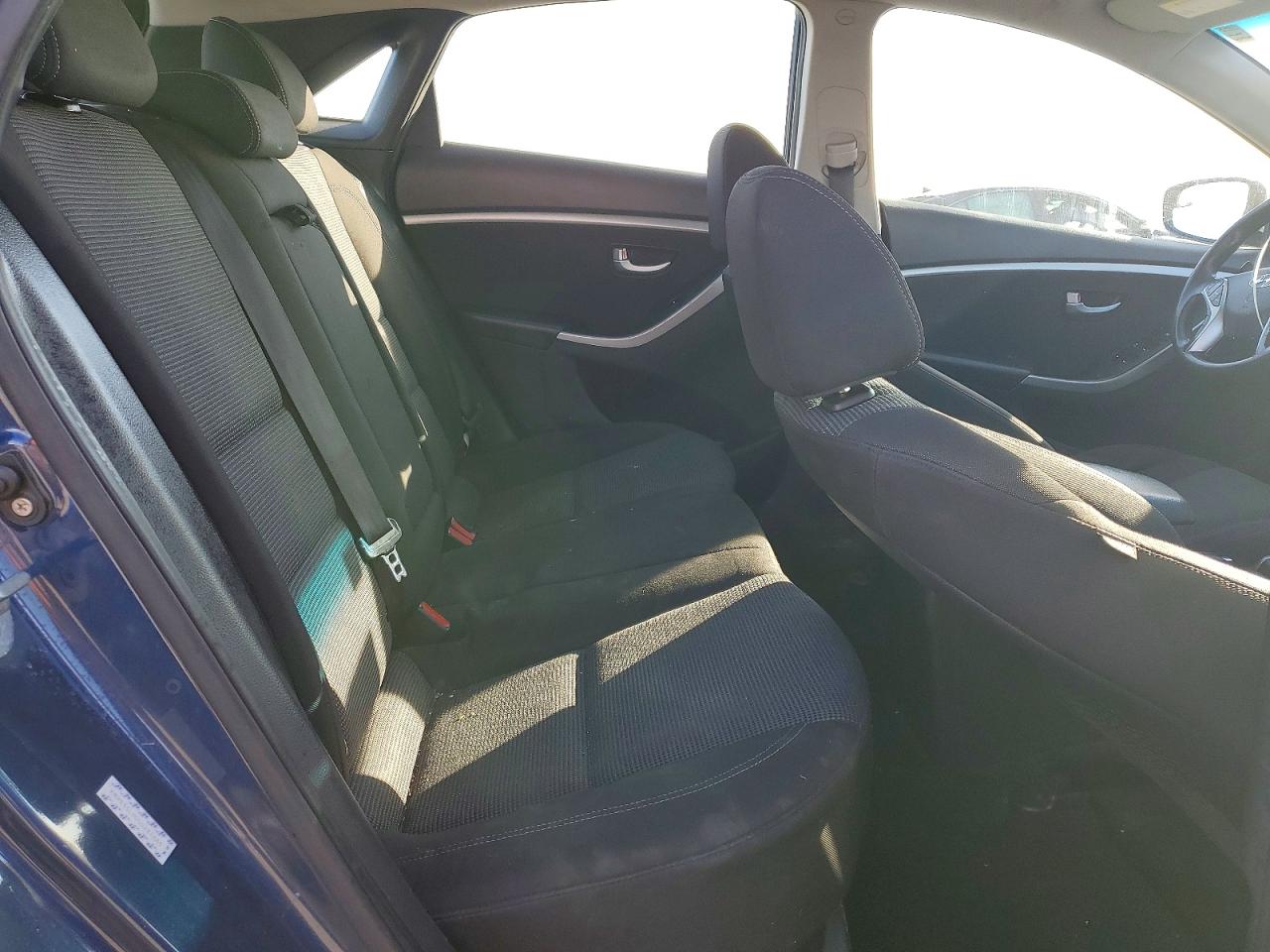 2016 HYUNDAI ELANTRA GT photo 10
