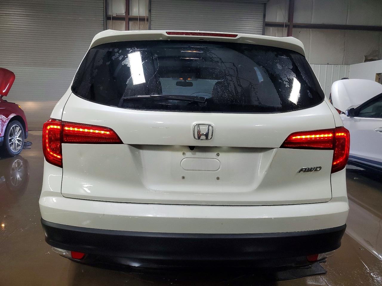 2016 HONDA PILOT EXLN photo 6