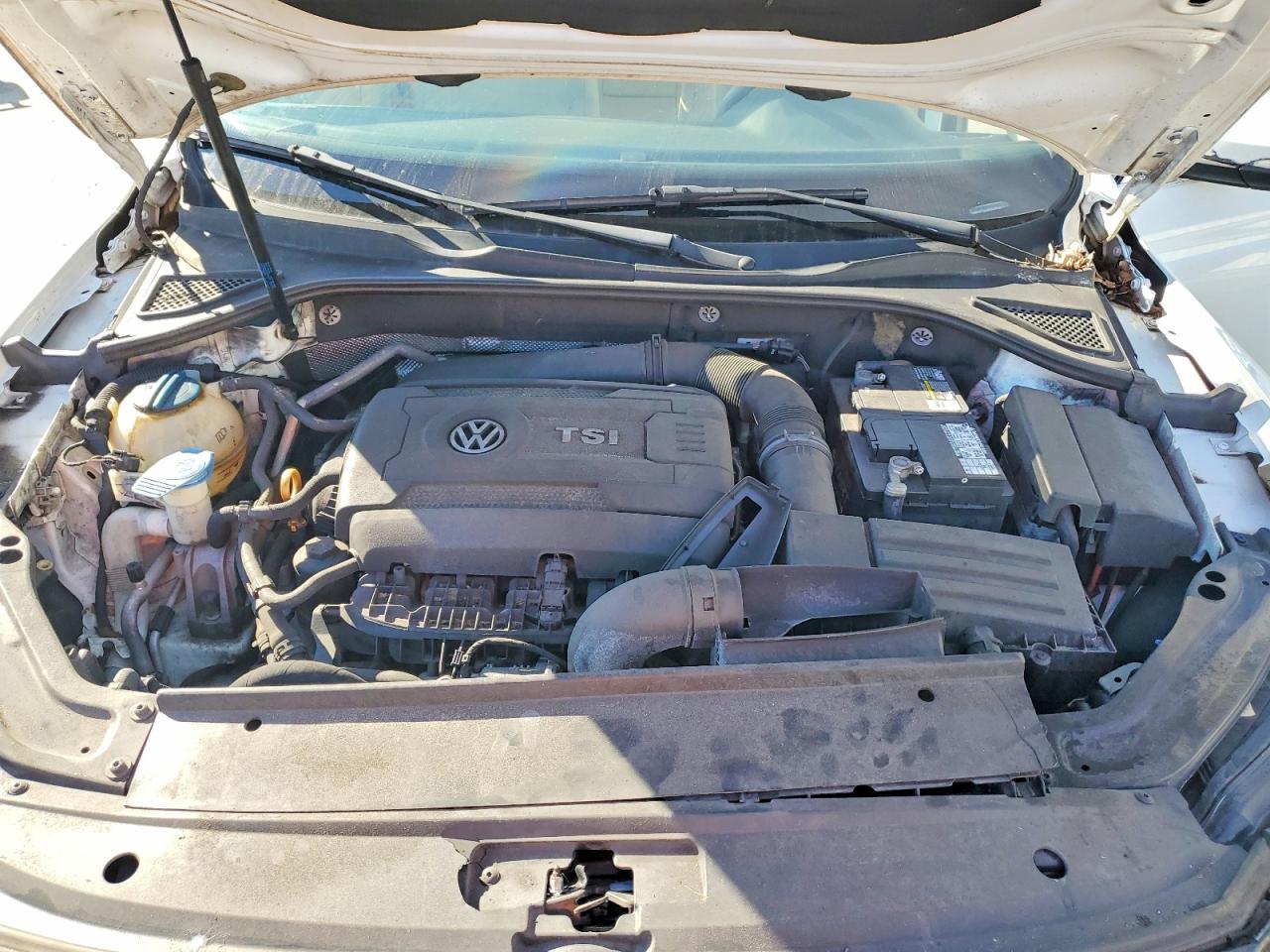 2017 VOLKSWAGEN PASSAT S photo 11